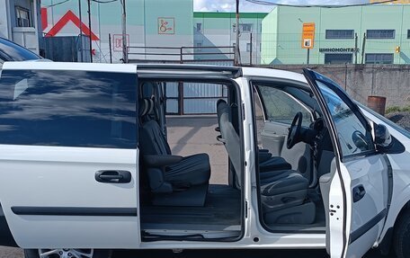 Chrysler Voyager IV, 2002 год, 797 000 рублей, 38 фотография