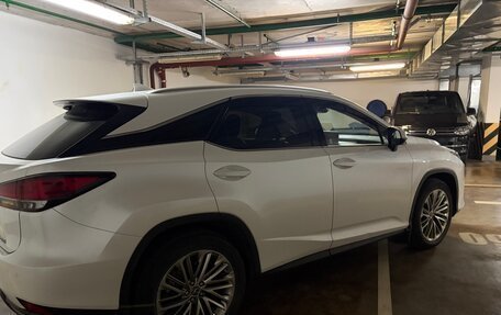 Lexus RX IV рестайлинг, 2020 год, 6 300 000 рублей, 7 фотография
