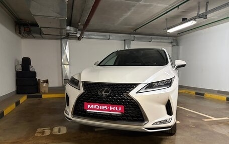 Lexus RX IV рестайлинг, 2020 год, 6 300 000 рублей, 2 фотография