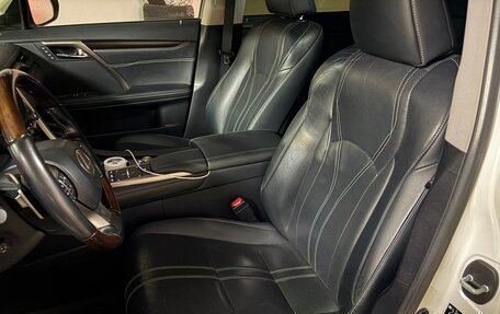 Lexus RX IV рестайлинг, 2020 год, 6 300 000 рублей, 15 фотография