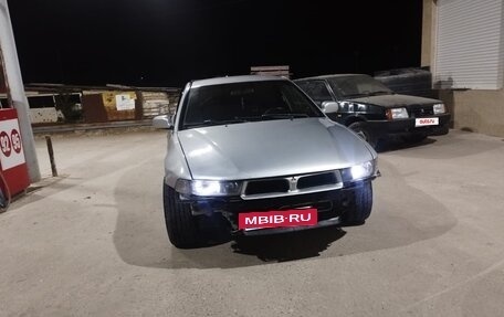 Mitsubishi Galant VIII, 2002 год, 300 000 рублей, 2 фотография