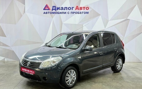 Renault Sandero I, 2010 год, 500 000 рублей, 1 фотография