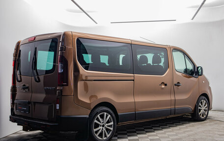 Renault Trafic, 2017 год, 2 087 000 рублей, 4 фотография