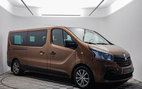 Renault Trafic, 2017 год, 2 087 000 рублей, 5 фотография