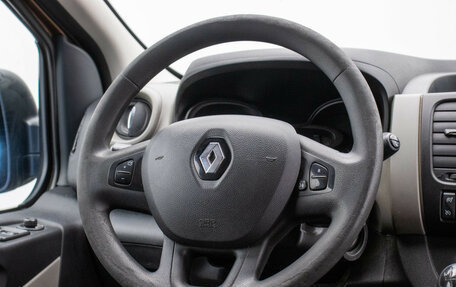 Renault Trafic, 2017 год, 2 087 000 рублей, 13 фотография