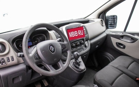 Renault Trafic, 2017 год, 2 087 000 рублей, 7 фотография