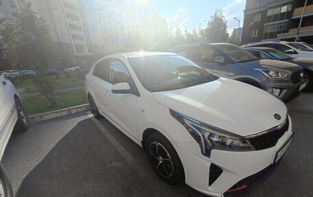 KIA Rio IV, 2020 год, 1 650 000 рублей, 4 фотография