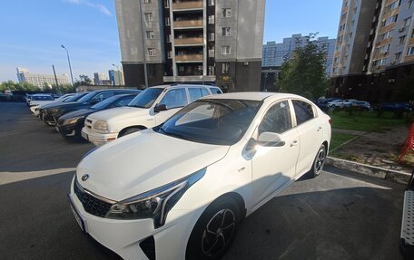 KIA Rio IV, 2020 год, 1 650 000 рублей, 3 фотография