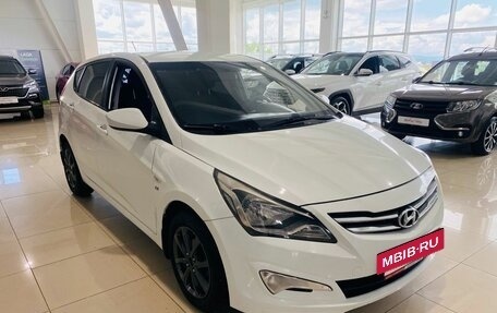 Hyundai Solaris II рестайлинг, 2015 год, 700 000 рублей, 3 фотография
