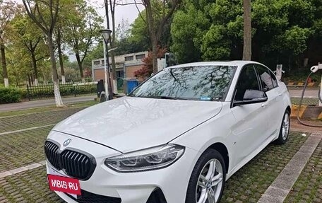 BMW 1 серия, 2022 год, 1 276 000 рублей, 3 фотография