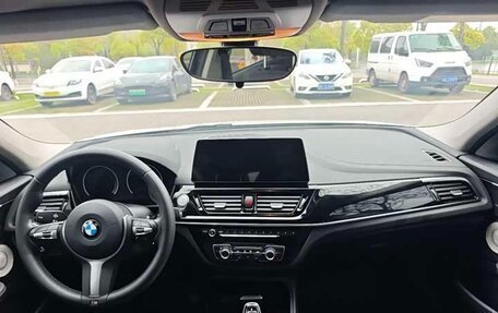 BMW 1 серия, 2022 год, 1 276 000 рублей, 9 фотография