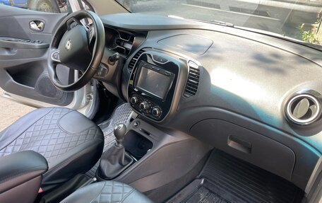 Renault Kaptur I рестайлинг, 2017 год, 1 500 000 рублей, 2 фотография