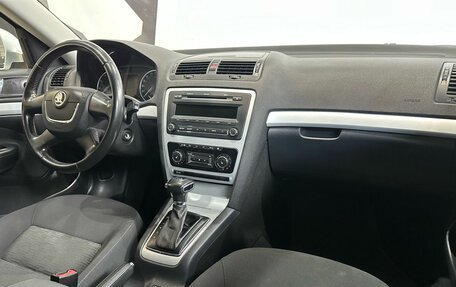 Skoda Octavia, 2011 год, 879 900 рублей, 8 фотография