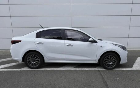 KIA Rio III рестайлинг, 2017 год, 1 160 000 рублей, 3 фотография
