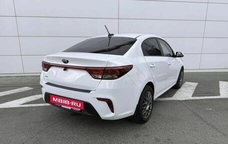 KIA Rio III рестайлинг, 2017 год, 1 160 000 рублей, 4 фотография