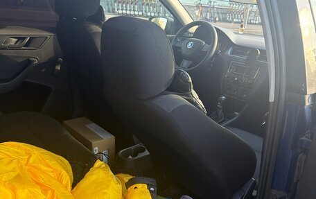 Skoda Rapid I, 2015 год, 300 000 рублей, 7 фотография