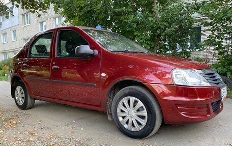Renault Logan I, 2010 год, 390 000 рублей, 1 фотография