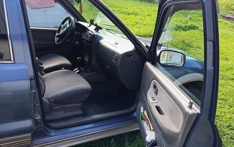 KIA Sportage IV рестайлинг, 2003 год, 340 000 рублей, 8 фотография