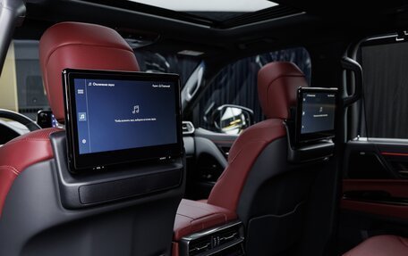 Lexus LX, 2026 год, 18 200 000 рублей, 16 фотография