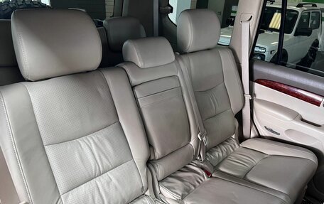 Toyota Land Cruiser Prado 120 рестайлинг, 2006 год, 2 695 000 рублей, 12 фотография
