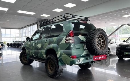 Toyota Land Cruiser Prado 120 рестайлинг, 2006 год, 2 695 000 рублей, 6 фотография