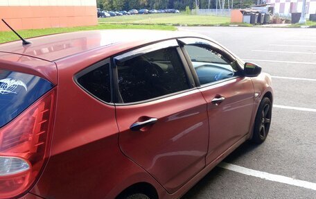 Hyundai Solaris II рестайлинг, 2011 год, 640 000 рублей, 4 фотография