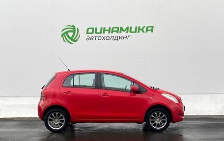 Toyota Yaris III рестайлинг, 2007 год, 475 000 рублей, 4 фотография