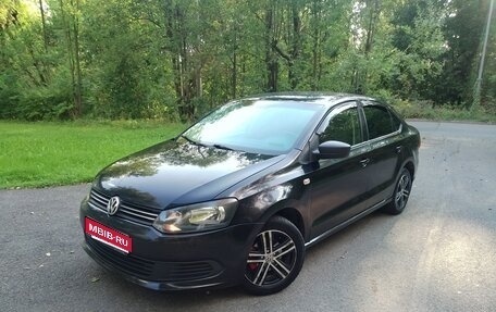 Volkswagen Polo VI (EU Market), 2013 год, 575 000 рублей, 1 фотография