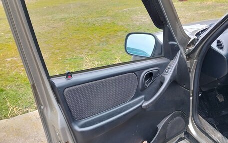 Chevrolet Niva I рестайлинг, 2011 год, 650 000 рублей, 17 фотография