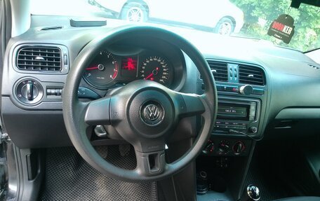 Volkswagen Polo VI (EU Market), 2013 год, 575 000 рублей, 22 фотография