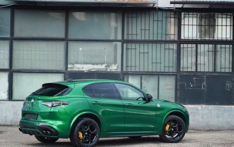 Alfa Romeo Stelvio, 2022 год, 6 400 000 рублей, 9 фотография