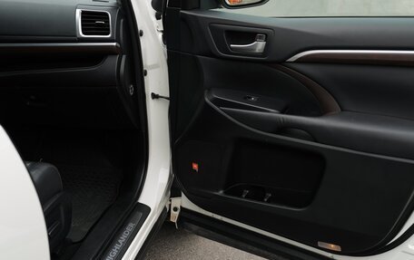 Toyota Highlander III, 2014 год, 3 600 000 рублей, 11 фотография