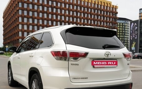 Toyota Highlander III, 2014 год, 3 600 000 рублей, 3 фотография