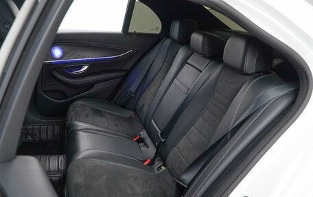 Mercedes-Benz E-Класс, 2021 год, 4 234 900 рублей, 9 фотография