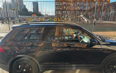Volkswagen Tiguan II, 2020 год, 2 685 000 рублей, 6 фотография