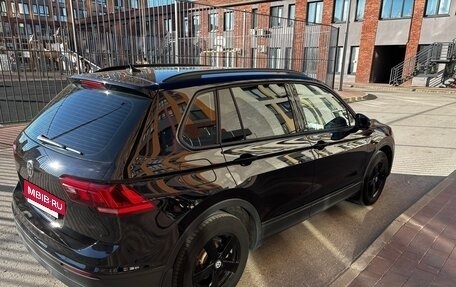 Volkswagen Tiguan II, 2020 год, 2 685 000 рублей, 7 фотография