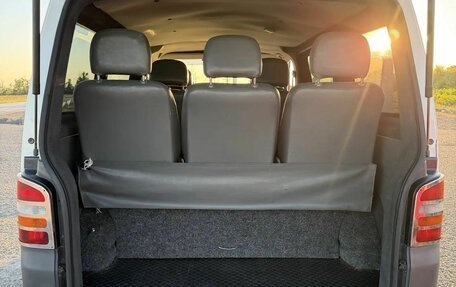 Volkswagen Transporter T5 рестайлинг, 2006 год, 1 400 000 рублей, 14 фотография