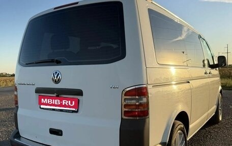 Volkswagen Transporter T5 рестайлинг, 2006 год, 1 400 000 рублей, 5 фотография