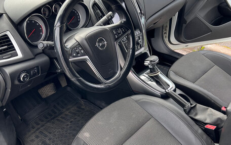 Opel Astra J, 2012 год, 550 000 рублей, 13 фотография