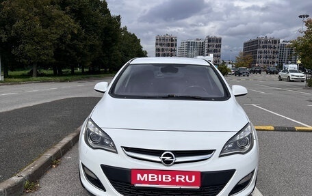 Opel Astra J, 2012 год, 550 000 рублей, 2 фотография