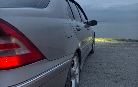 Mercedes-Benz C-Класс, 2005 год, 790 000 рублей, 10 фотография