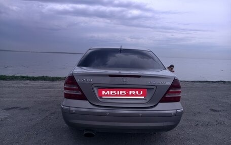 Mercedes-Benz C-Класс, 2005 год, 790 000 рублей, 9 фотография