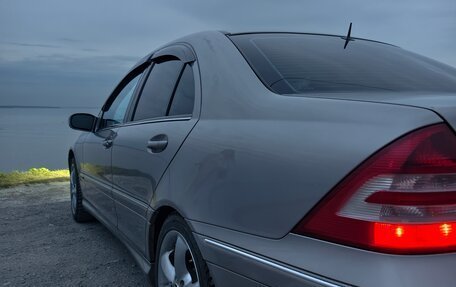 Mercedes-Benz C-Класс, 2005 год, 790 000 рублей, 13 фотография