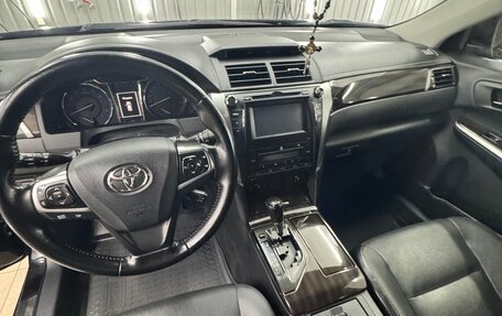 Toyota Camry, 2015 год, 1 880 000 рублей, 8 фотография