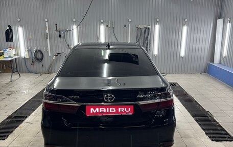 Toyota Camry, 2015 год, 1 880 000 рублей, 2 фотография