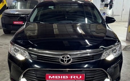 Toyota Camry, 2015 год, 1 880 000 рублей, 1 фотография