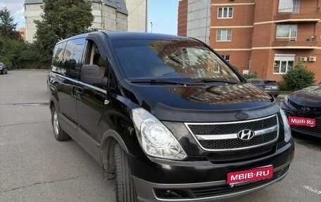 Hyundai Grand Starex Grand Starex I рестайлинг 2, 2012 год, 1 700 000 рублей, 1 фотография