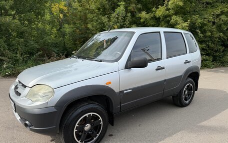 Chevrolet Niva I рестайлинг, 2009 год, 450 000 рублей, 2 фотография