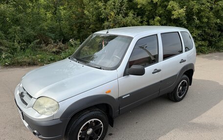 Chevrolet Niva I рестайлинг, 2009 год, 450 000 рублей, 3 фотография