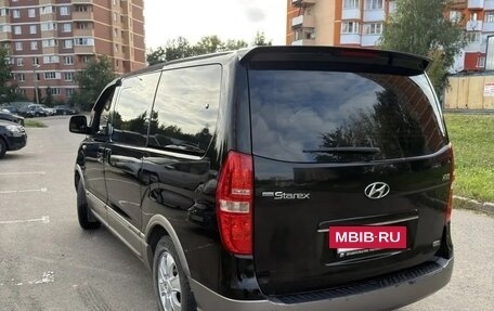 Hyundai Grand Starex Grand Starex I рестайлинг 2, 2012 год, 1 700 000 рублей, 3 фотография